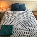 2 Pieces Lumineux Avec Balcon Filant